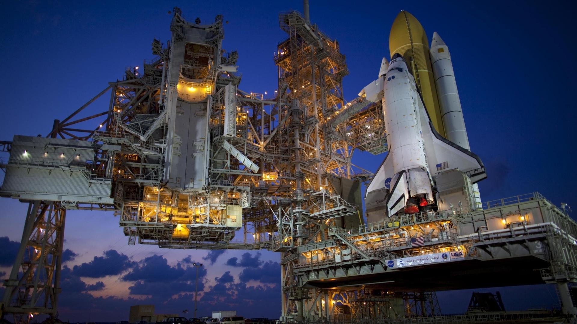 足球运动员公益行助力偏远地区基础设施,足球公益活动